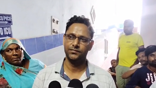 up aligarh news father killed his 10 year old son because he was defending his mother from him 