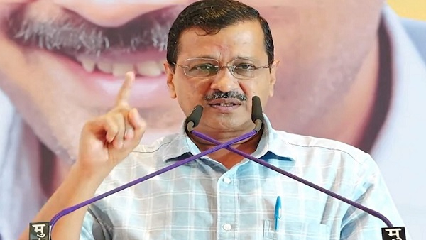 Delhi News: रेप के आरोपी दिल्ली सरकार के अधिकारी सस्पेंड Delhi News: रेप के आरोपी दिल्ली सरकार के अधिकारी सस्पेंड