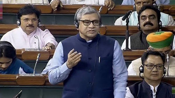 रेलवे में इन ग्रुपों में लाखों पद हैं खाली: अश्विनी वैष्णव