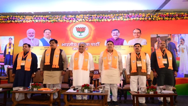 Shivraj, Bhupendra Yadav churning about BJPs victory with 230 migrant MLAs in Kanha Fun City