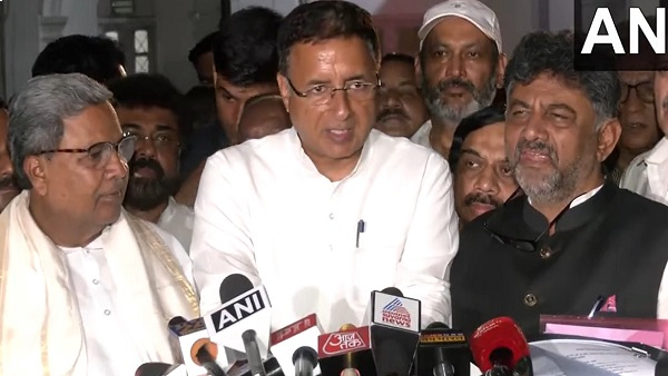कांग्रेस नेताओं ने खड़गे-राहुल गांधी से की मुलाकात