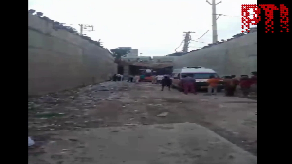 Under-construction underpass collapses 
