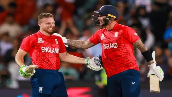  Alex Hales 1
