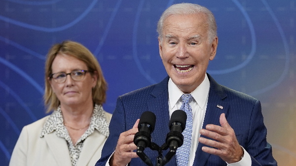 Fitch downgrades US Credit rating