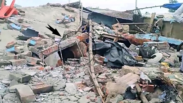 Explosion in Cylinder in house while making tea mother and son died fireworks found in the debris