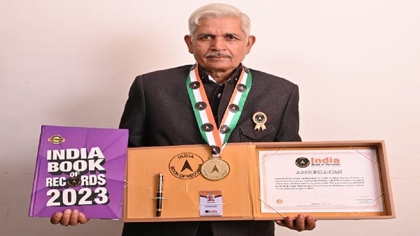 लोकनाथ मिश्र का इंडिया बुक ऑफ वर्ल्ड रिकॉर्ड में नाम दर्ज 
