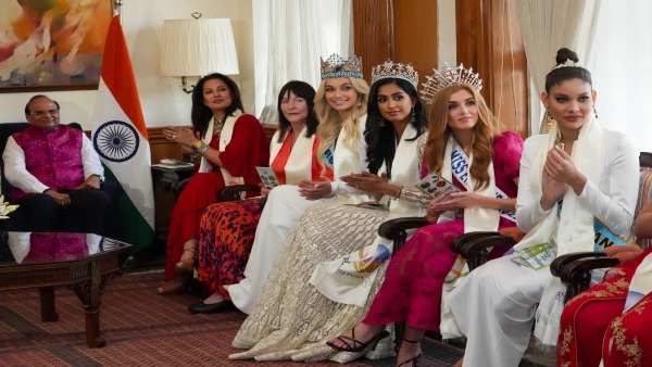 Miss World Karolina Bielawska