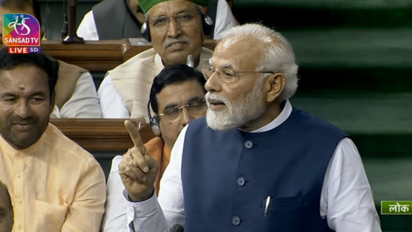 its-been-an-hour-pm-could-not-speak-m-of-manipur-congress-taunts-modi