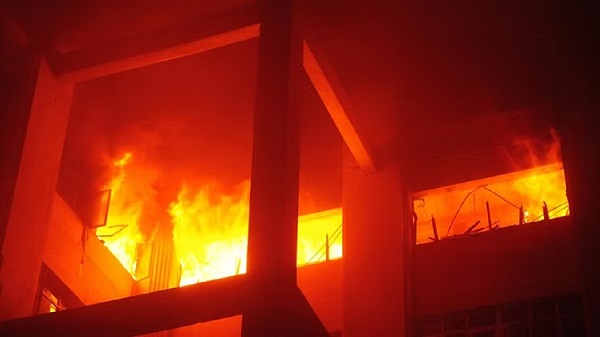Mumbai galaxy hotel fire news