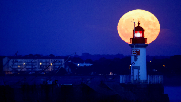Super Blue Moon mystery know What is Supermoon, Bluemoon and Bloodmoon? 
