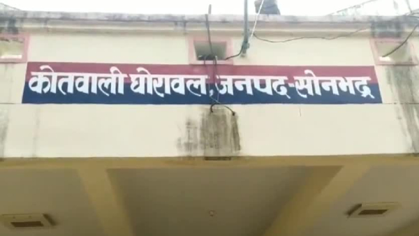 uncle-nephew-kept-bad-work-with-woman-for-four-years