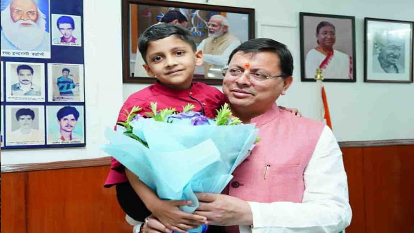  Youngest chess player Tejas Tiwari met Uttarakhand CM pushkar Dhami, wished him a bright future