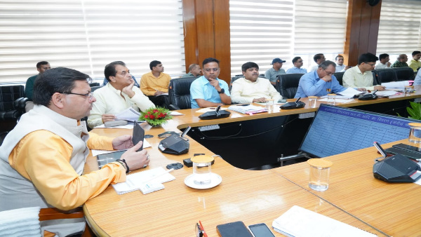 CM pushkar Dhamis instructions, focus on strengthening the online system for revenue