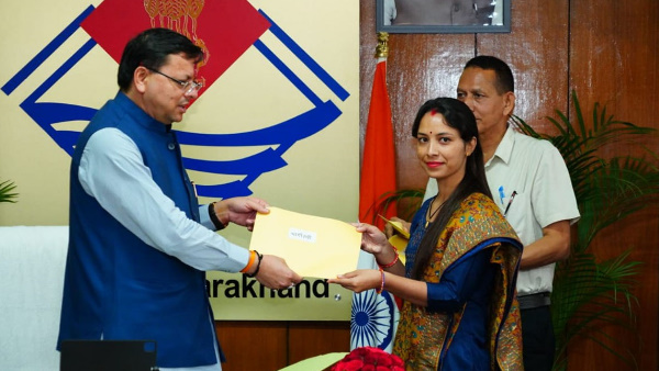  CM pushkar Dhami gave appointment letters 17 selected candidates under Higher Education Department