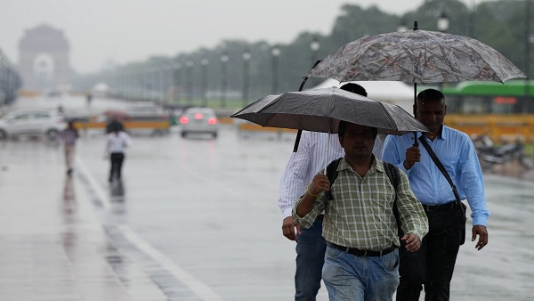 Rains: इन राज्यों में 31 अगस्त तक होगी भारी बारिश Rains: इन राज्यों में 31 अगस्त तक होगी भारी बारिश