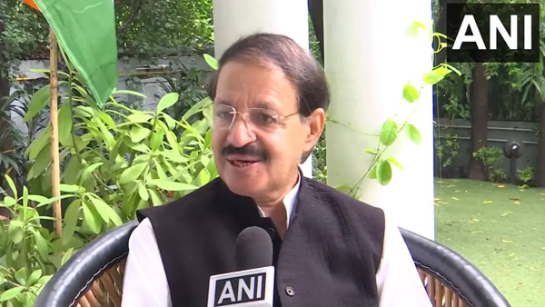 Congress leader Rashid Alvi