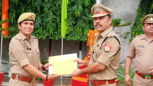 Woman constable of UP Police sarita sharma won gold in Canada in steeple chase race 