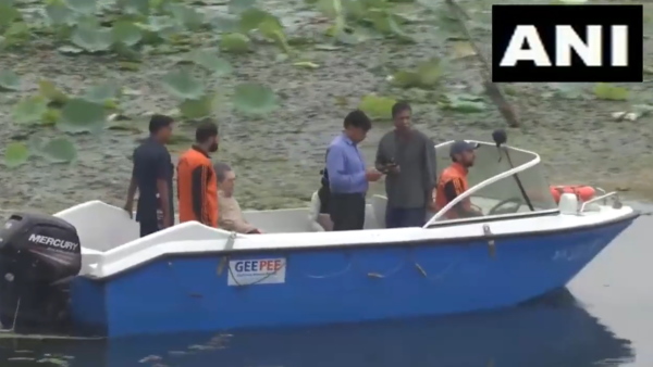 sonia-gandhi-arrived-in-jammu-kashmirs