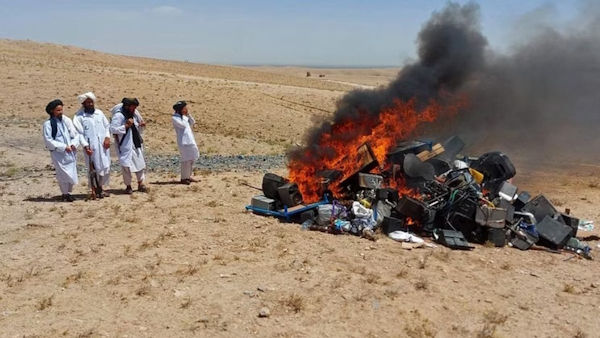 Taliban burns musical intruments
