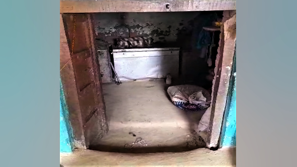 thief hanged himself fearing to be caught in the house where he had gone to steal 