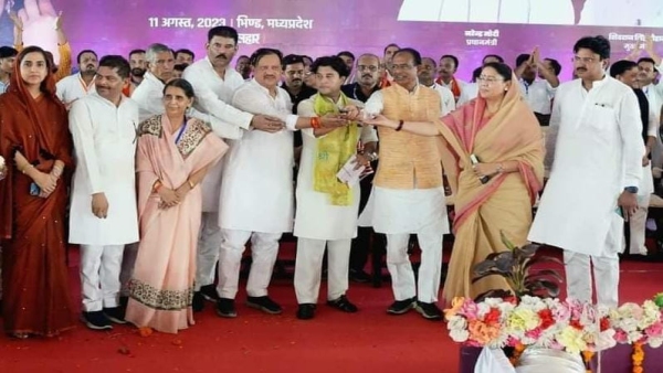 CM Shivraj Singh Chouhan gave gifts of 45 thousand crores to MP in one month in development festival