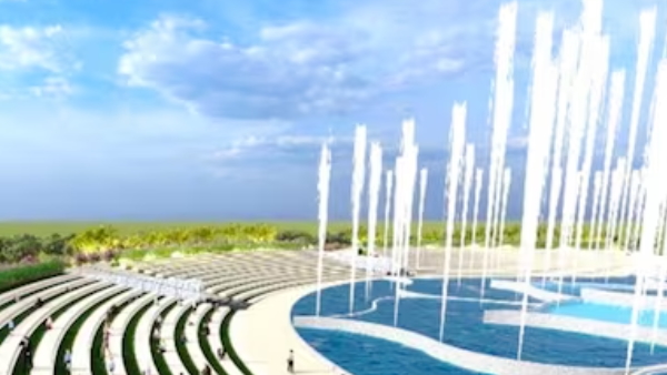 Grand Lotus shaped fountain