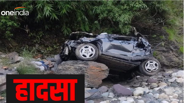 Accidental car found in the river on Delhi-Yamunotri Highway, location was not available for two days, two bodies recovered.