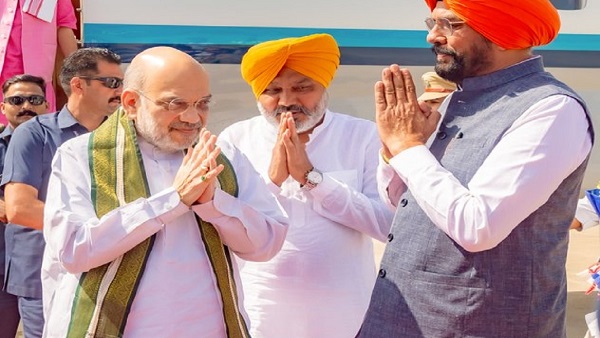 वित्त मंत्री हरपाल सिंह चीमा ने गृहमंत्री को किया रिसीव