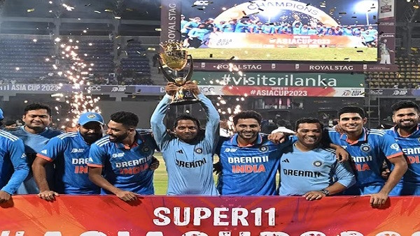 Asia Cup trophy celebration