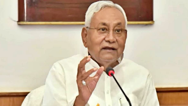 CM Nitish surprise inspection of Vikas Bhawan and Visvesvaraya Bhawan,