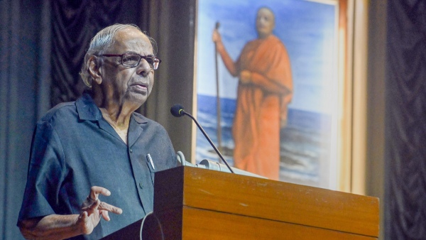  C Rangarajan on Economy of India