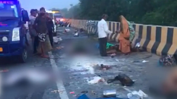 11 pilgrims from Gujarat died