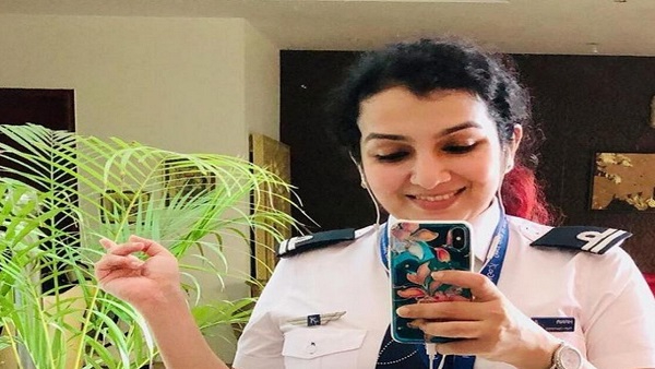 OMG: एयरपोर्ट पर पायलट भूल गईं घड़ी, एक महीने बाद मिली