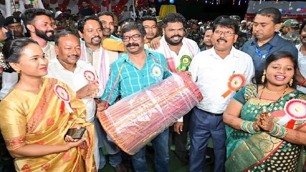 भूमिहीन आदिवासियों को वन पट्टा देंगे सीएम हेमंत सोरेन