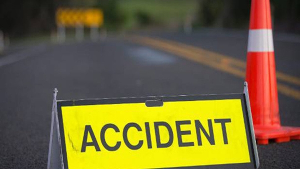 bolero-car-collides-with-a-culvert-blows-up-husband-wife-along-with-3-year-old-girl-in-jabalpur