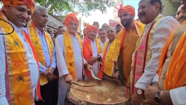 Kanha city Vrindavan mathura decorated everyone is waiting for the birth of lord krishna Kanha city Vrindavan mathura decorated everyone is waiting for the birth of lord krishna