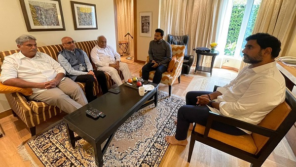 आंध्र प्रदेश: नारा लोकेश अपनी पदयात्रा फिर से कर रहे शुरू