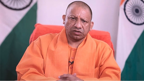 योगी आदित्यनाथ 