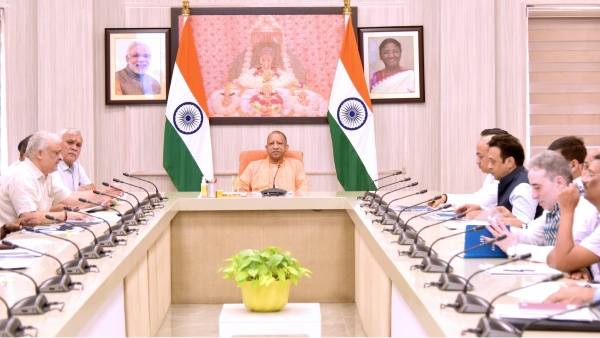 योगी आदित्यनाथ 
