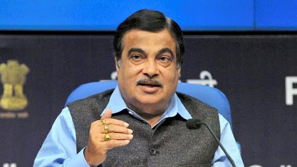 Nitin Gadakari 6 Air Bag in Car