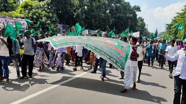 ओडिशा: आदिवासियों ने PESA को लागू करने की मांग की ओडिशा: आदिवासियों ने PESA को लागू करने की मांग की
