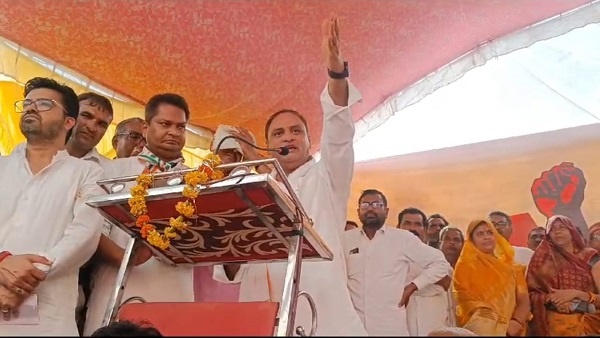 कांग्रेस के अरूण यादव ने बोला VD शर्मा और सिंधिया पर हमला कांग्रेस के अरूण यादव ने बोला VD शर्मा और सिंधिया पर हमला