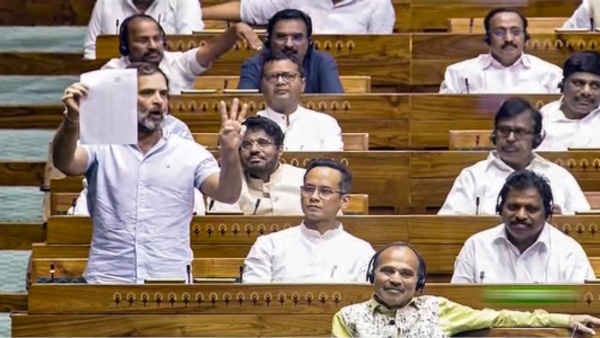  Rahul Gandhi