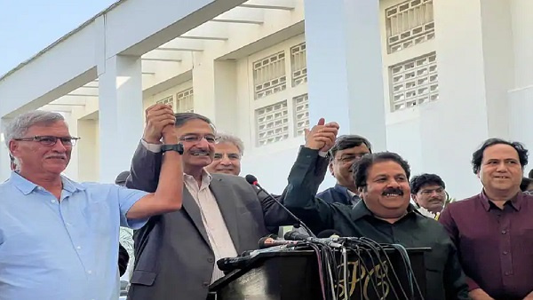 Roger Binny with Zaka Ashraf and Rajeev Shukla
