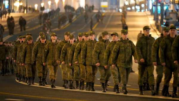 Russia recruiting foreigners 