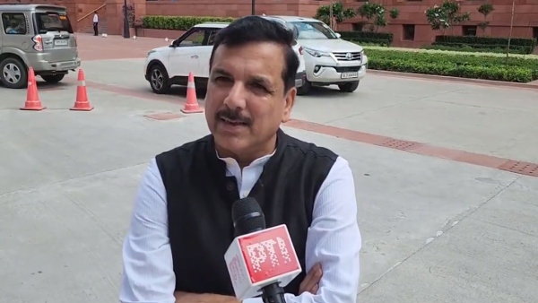  Sanjay Singh over PM Modi in Parliament Session 