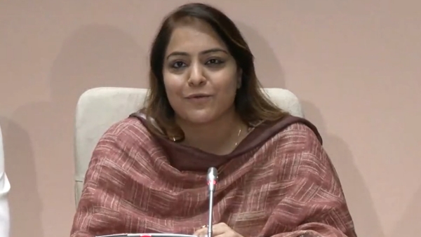 AAP Mayor Shelly Oberoi 