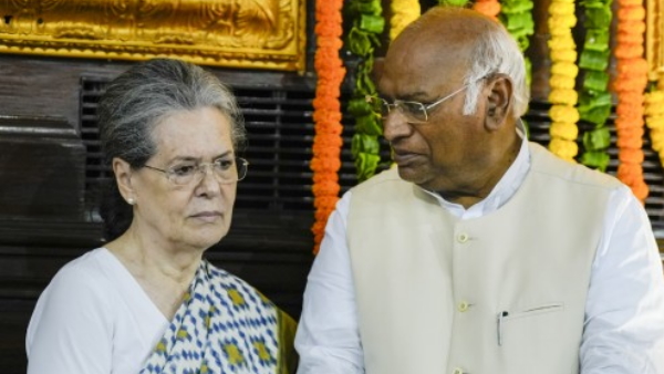 Sonia Gandhi Sonia Gandhi