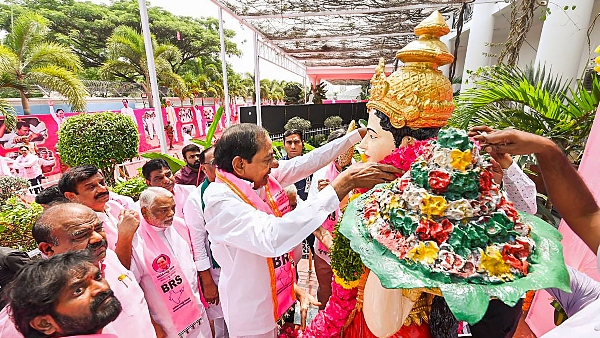 telangana cm kcr