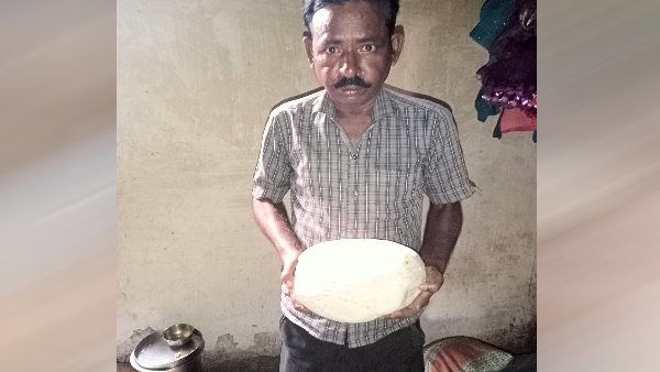 Man found 2 unique stones on the banks of Gomti river in lucknow which changes colour in torch light